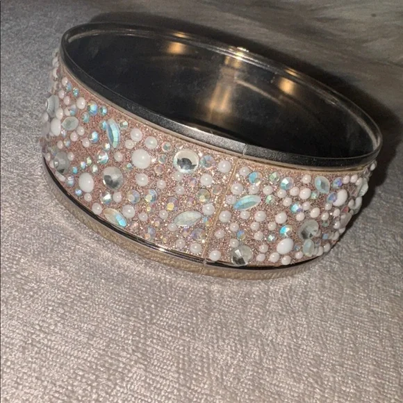 Bath & Body Works Bejeweled 3-Wick Candle Holder - Picture 5 of 5